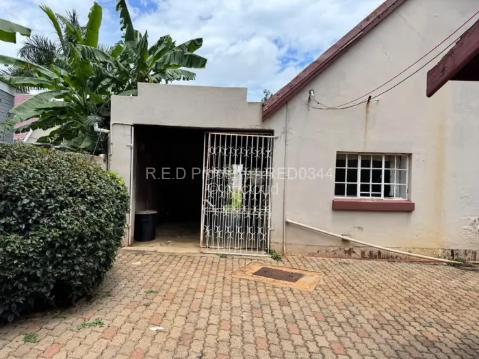 4 Bedroom House for Sale in Suburbs, Bulawayo