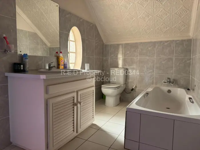 4 Bedroom House for Sale in Suburbs, Bulawayo