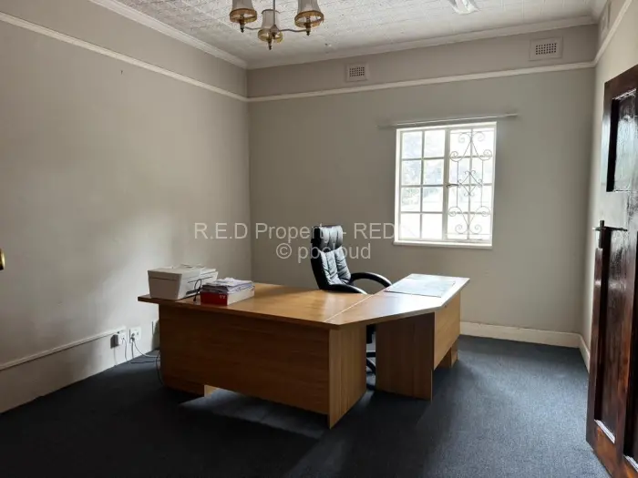 4 Bedroom House for Sale in Suburbs, Bulawayo