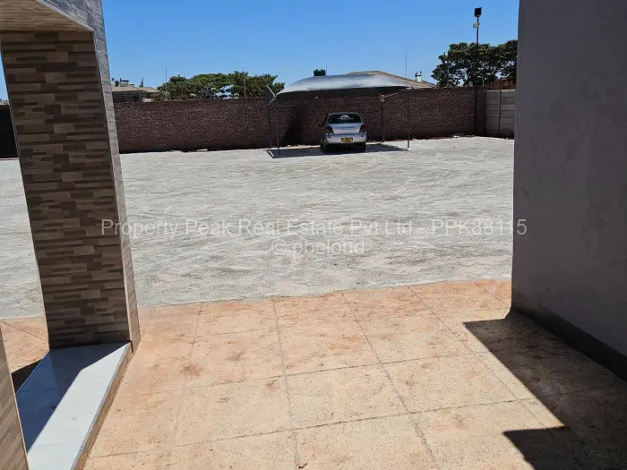 6 Bedroom House for Sale in Mount Pleasant Heights, Harare