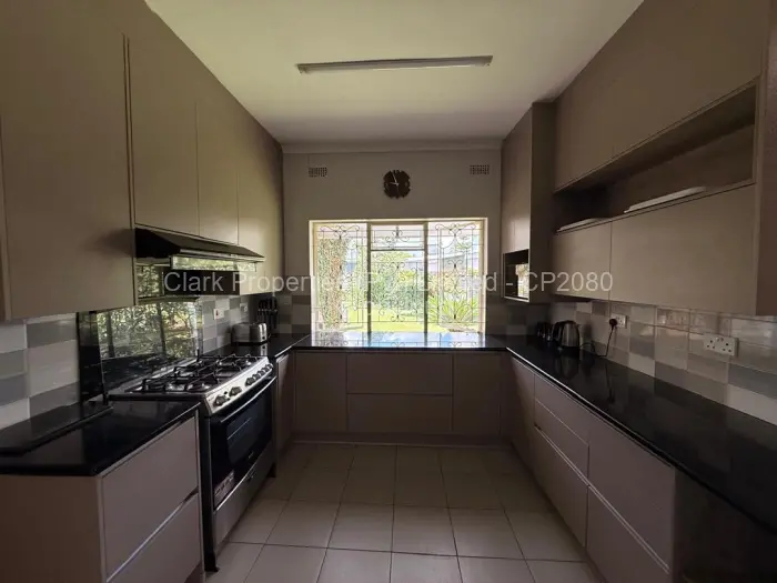 3 Bedroom House to Rent in Alexandra Park