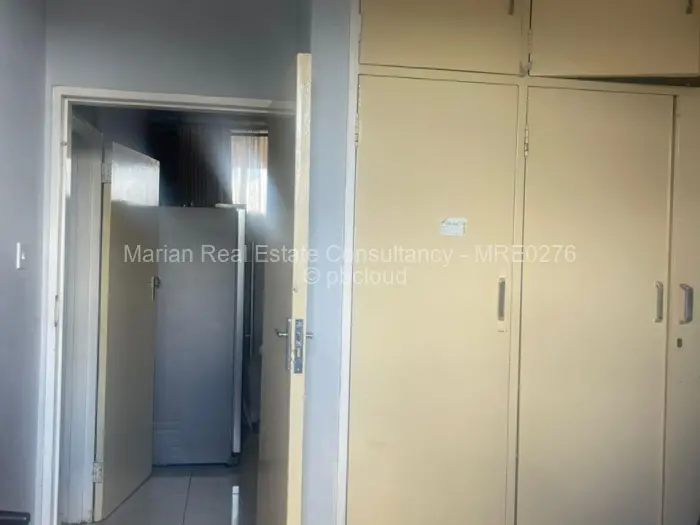 2 Bedroom House for Sale in Eastview, Harare