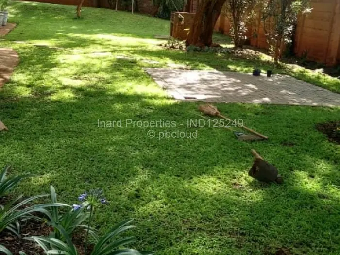 Townhouse/Cluster to Rent in Mandara, Harare