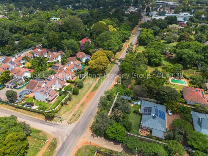 Townhouse/Cluster for Sale in Highlands, Harare