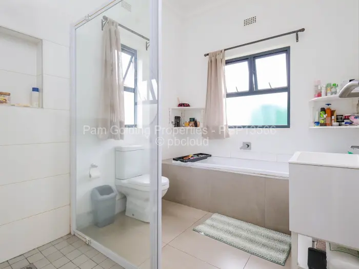 Townhouse/Cluster for Sale in Highlands, Harare