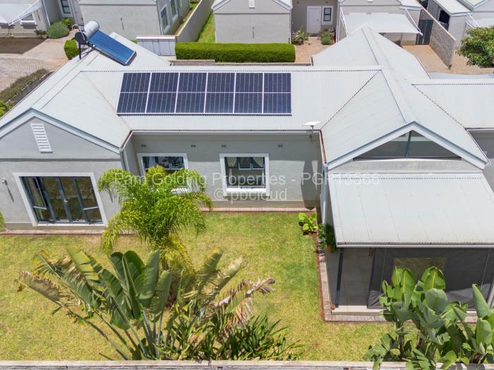 Townhouse/Cluster for Sale in Highlands, Harare