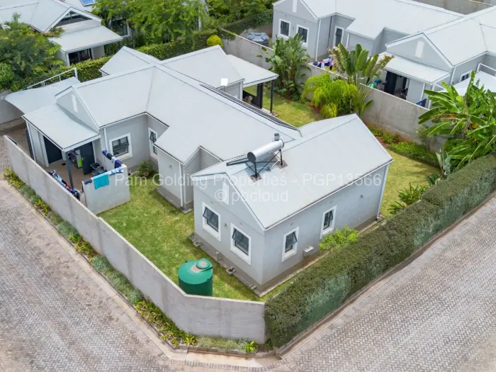 Townhouse/Cluster for Sale in Highlands, Harare