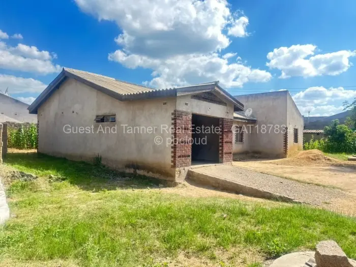 4 Bedroom House for Sale in Chitungwiza, Chitungwiza