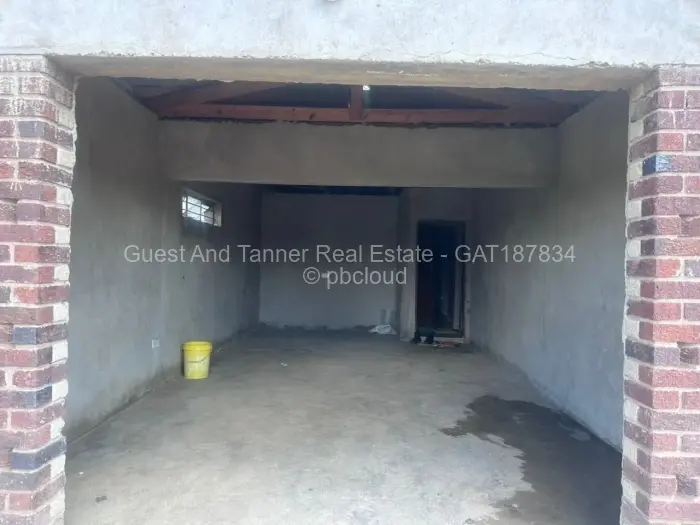 4 Bedroom House for Sale in Chitungwiza, Chitungwiza