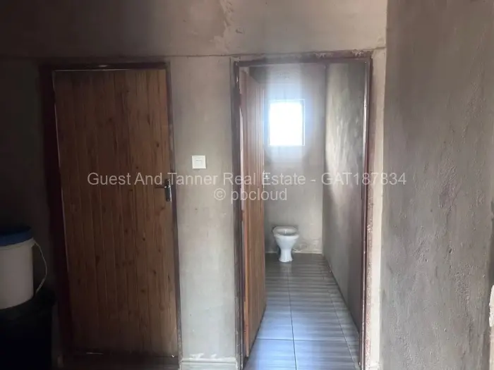4 Bedroom House for Sale in Chitungwiza, Chitungwiza