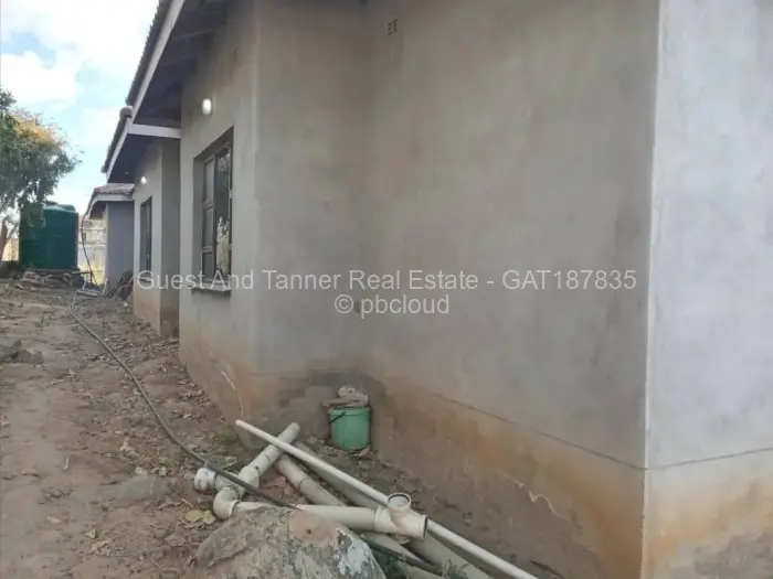 4 Bedroom House for Sale in Crowhill Views, Harare