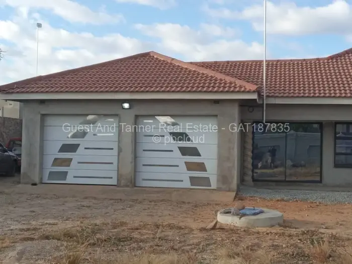 4 Bedroom House for Sale in Crowhill Views, Harare