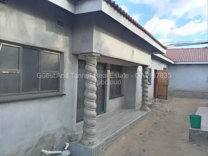 4 Bedroom House for Sale in Crowhill Views, Harare