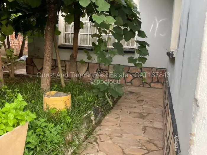 3 Bedroom House for Sale in Crowhill Views, Harare