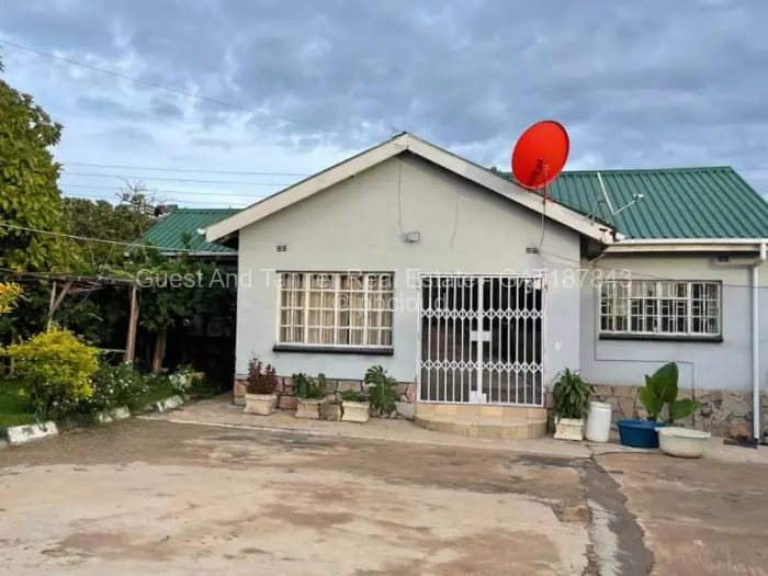 3 Bedroom House for Sale in Crowhill Views, Harare