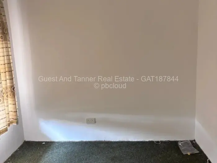 2 Bedroom Cottage/Garden Flat for Sale in Mandara, Harare