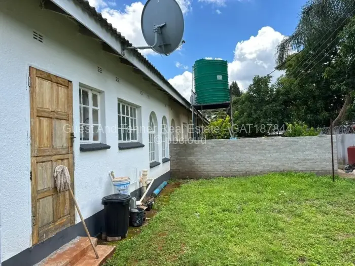 2 Bedroom Cottage/Garden Flat for Sale in Mandara, Harare