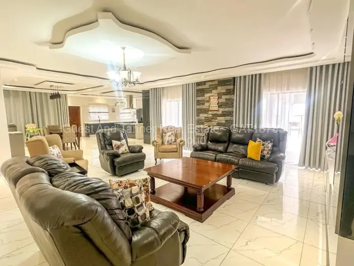 4 Bedroom House for Sale in Rockview, Harare