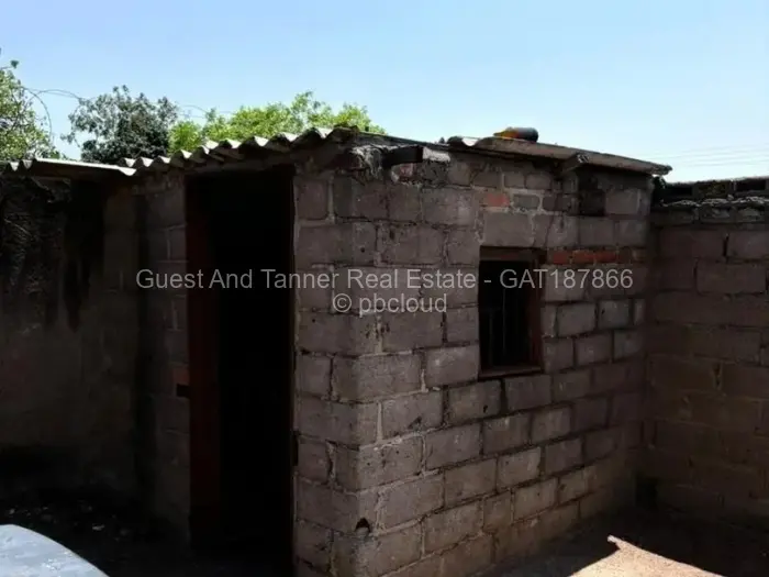 House for Sale in Cowdray Park, Bulawayo