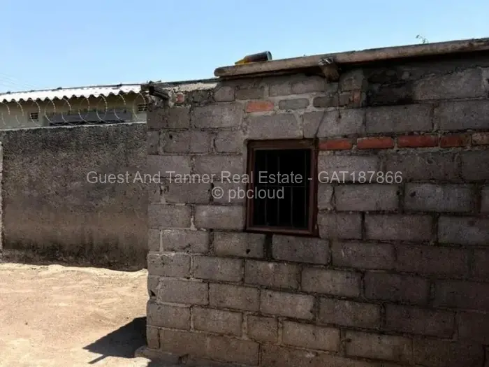 House for Sale in Cowdray Park, Bulawayo