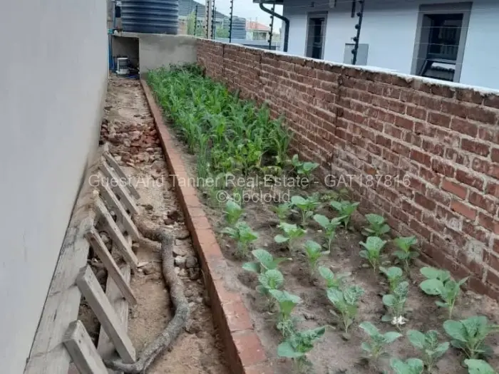 4 Bedroom House for Sale in Mabvazuva Estates, Ruwa