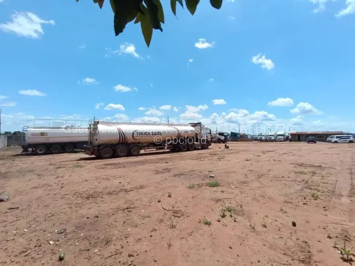 Commercial Stand for Sale in Aspindale Park, Harare