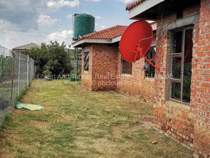 5 Bedroom House for Sale in Sandton Park, Harare