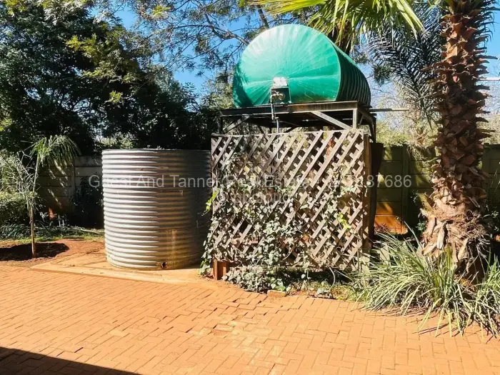 5 Bedroom House for Sale in Suburbs, Bulawayo
