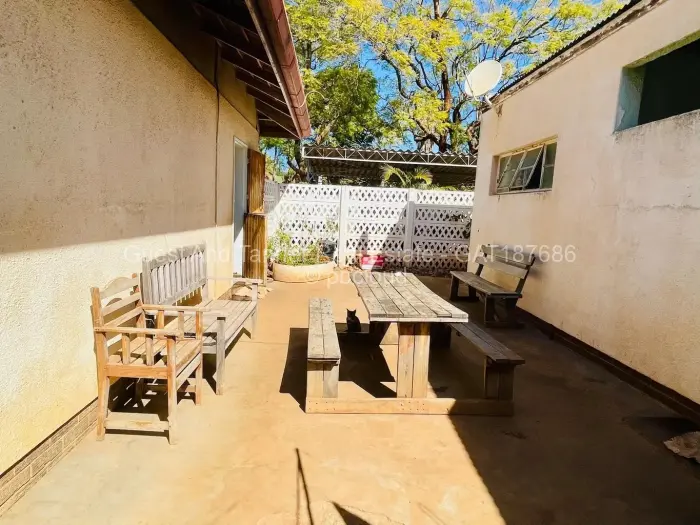5 Bedroom House for Sale in Suburbs, Bulawayo