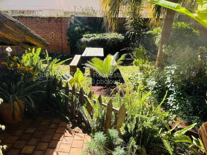 5 Bedroom House for Sale in Suburbs, Bulawayo