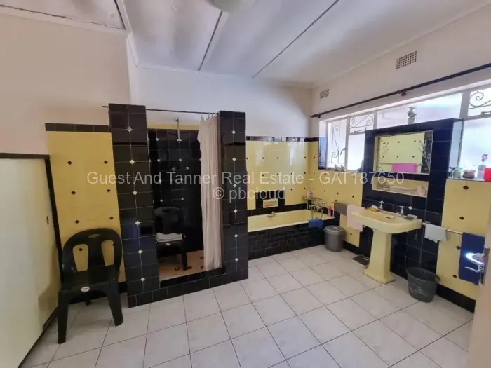 3 Bedroom House for Sale in Newton, Bulawayo