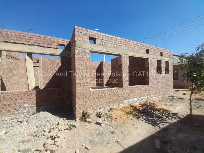 4 Bedroom House for Sale in Adelaide Park, Harare