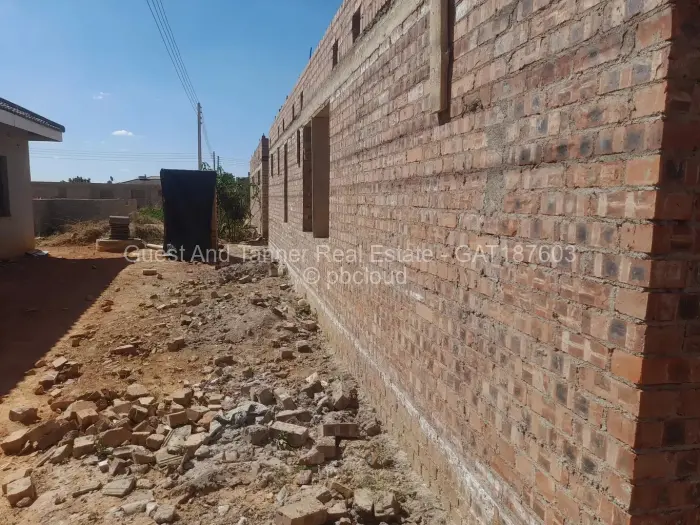 4 Bedroom House for Sale in Adelaide Park, Harare