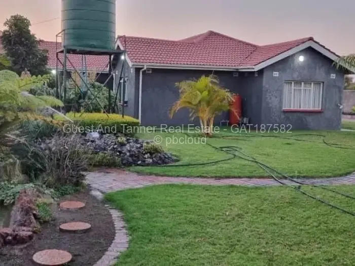 4 Bedroom House for Sale in Norton, Norton