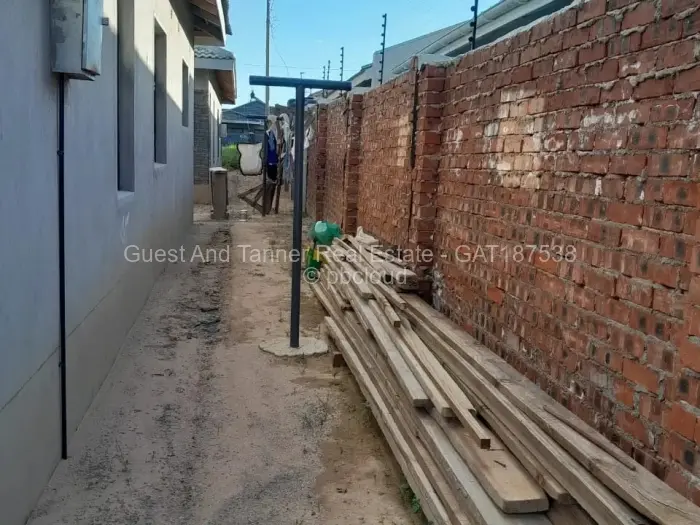 4 Bedroom House for Sale in Mabvazuva Estates, Ruwa