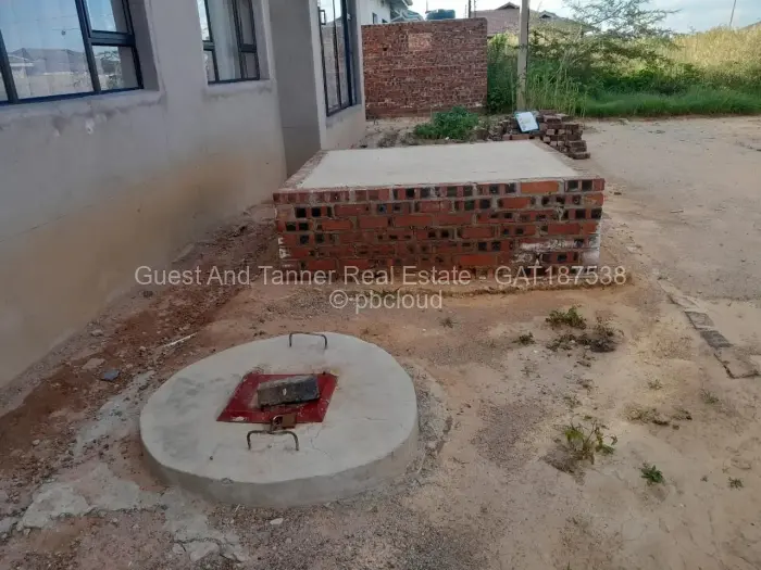 4 Bedroom House for Sale in Mabvazuva Estates, Ruwa