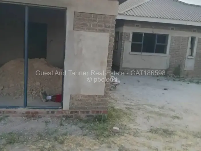 House for Sale in Sandton Park, Harare