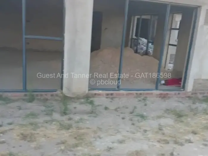 House for Sale in Sandton Park, Harare