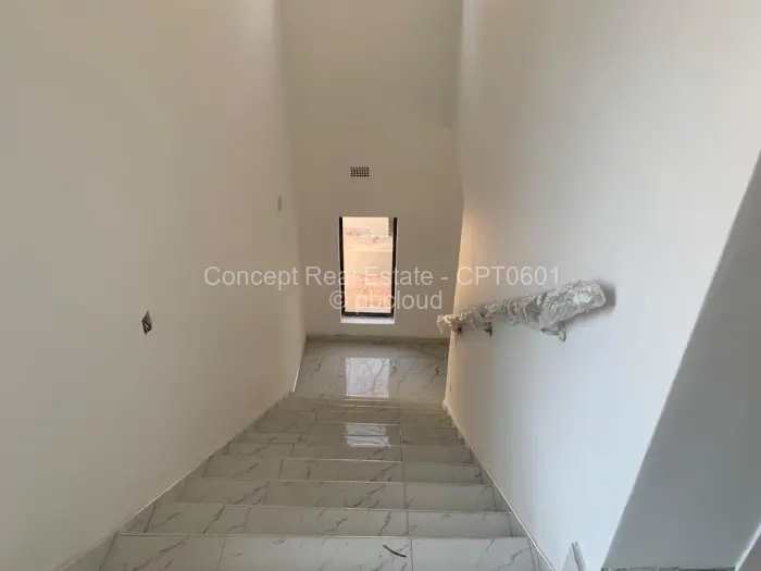 Flat/Apartment to Rent in Newlands