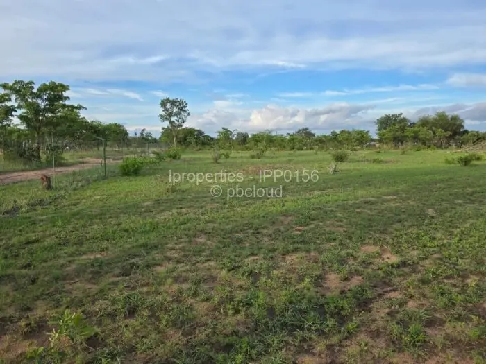 Commercial Stand for Sale in Kadoma, Kadoma