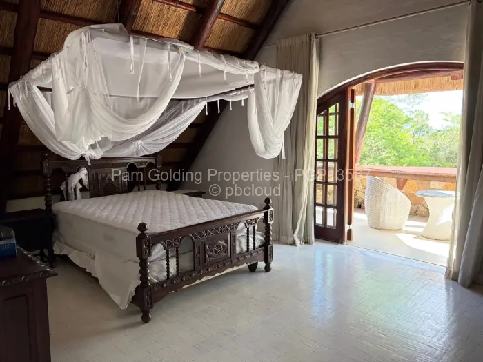 3 Bedroom House to Rent in Umwinsidale