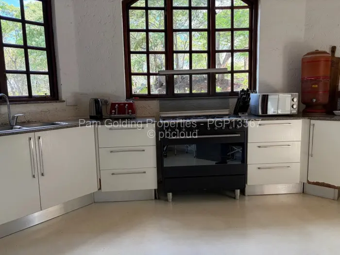 3 Bedroom House to Rent in Umwinsidale