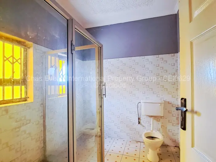 5 Bedroom House to Rent in Crowhill Views, Harare