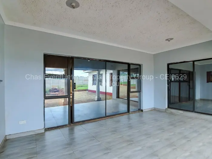 5 Bedroom House to Rent in Crowhill Views, Harare