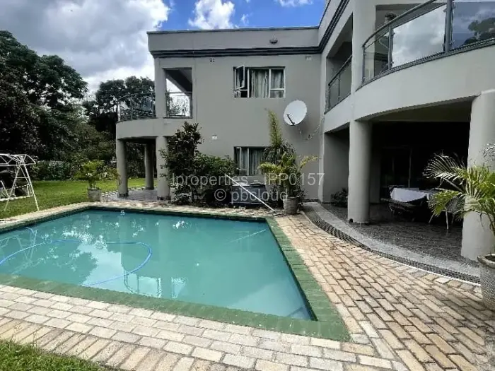 7 Bedroom House for Sale in Chisipite, Harare