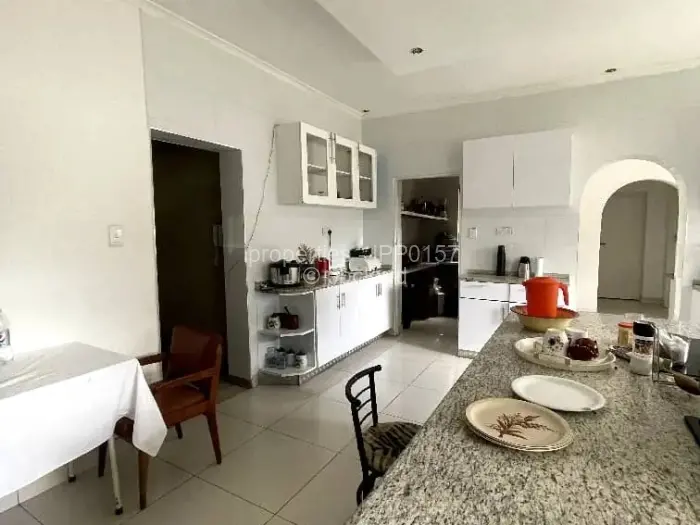 7 Bedroom House for Sale in Chisipite, Harare