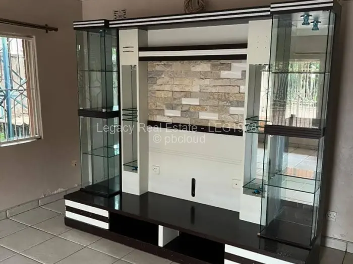 2 Bedroom Cottage/Garden Flat to Rent in Marlborough, Harare