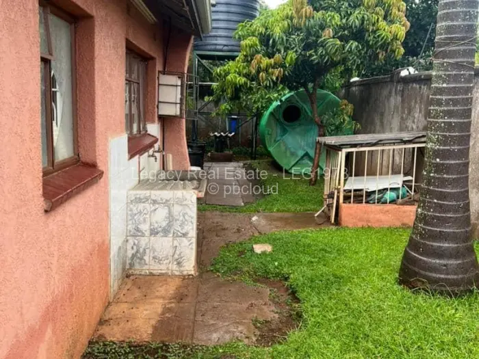 2 Bedroom Cottage/Garden Flat to Rent in Marlborough, Harare