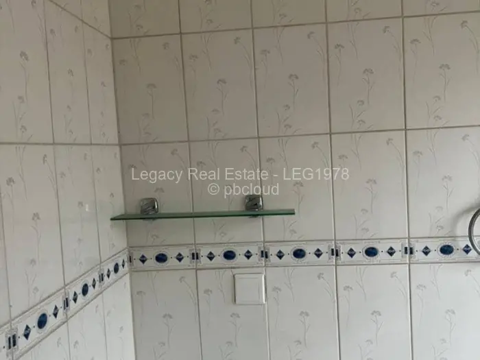 2 Bedroom Cottage/Garden Flat to Rent in Marlborough, Harare