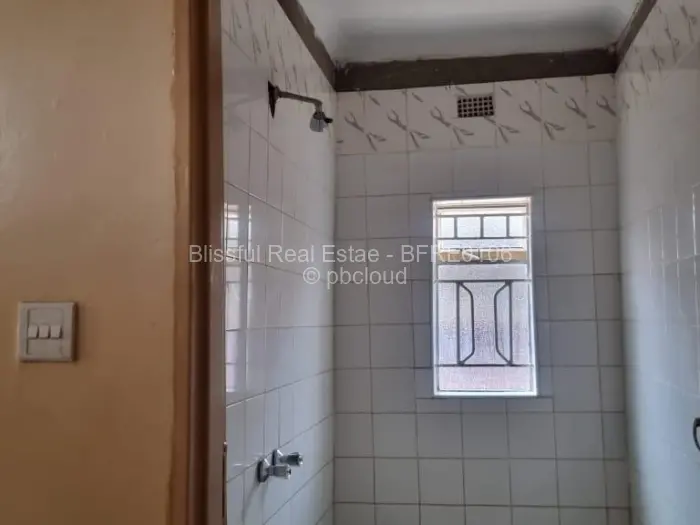 4 Bedroom House to Rent in Norton, Norton